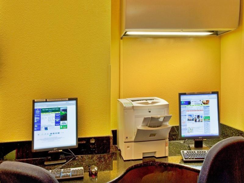 Holiday Inn Express & Suites - Nearest Universal Orlando By Ihg Dış mekan fotoğraf