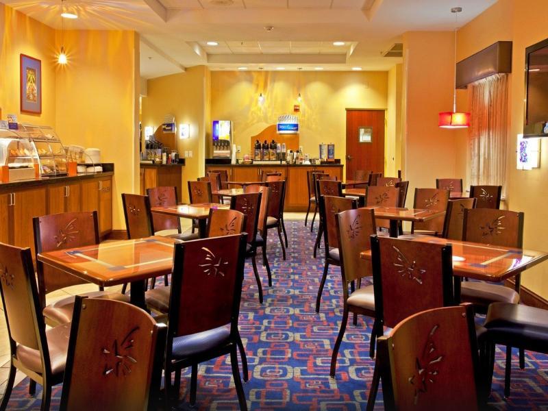 Holiday Inn Express & Suites - Nearest Universal Orlando By Ihg Dış mekan fotoğraf