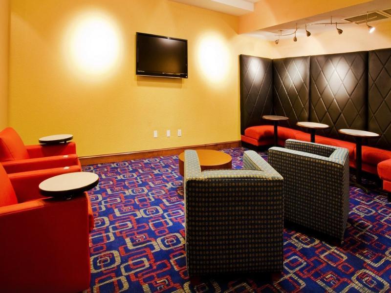 Holiday Inn Express & Suites - Nearest Universal Orlando By Ihg Dış mekan fotoğraf